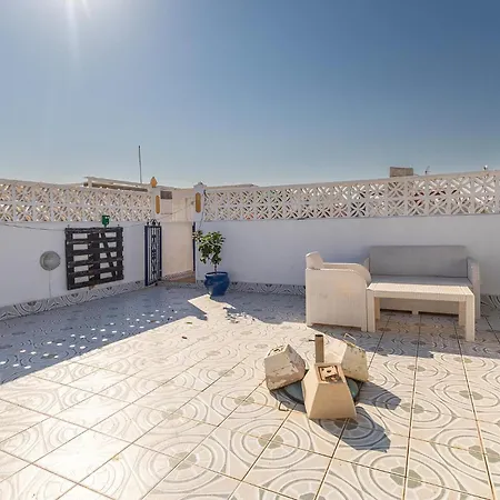 Gorgeous In Orihuela 度假居